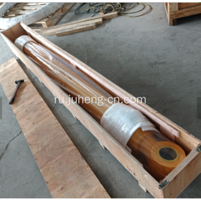 Экскаватор R210LC-7 Цилиндр стрелы R210LC-7 Цилиндр стрелы